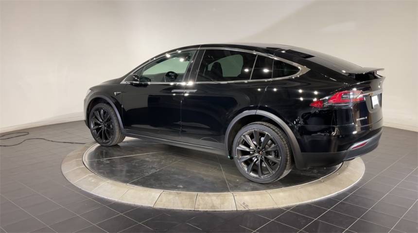 2017 Tesla Model X 5YJXCBE29HF044426