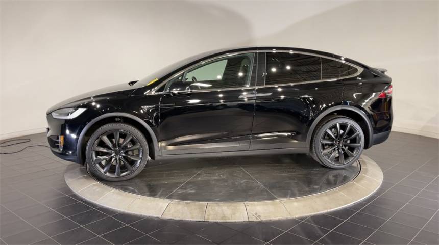 2017 Tesla Model X 5YJXCBE29HF044426