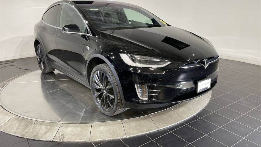 2017 Tesla Model X 5YJXCBE29HF044426