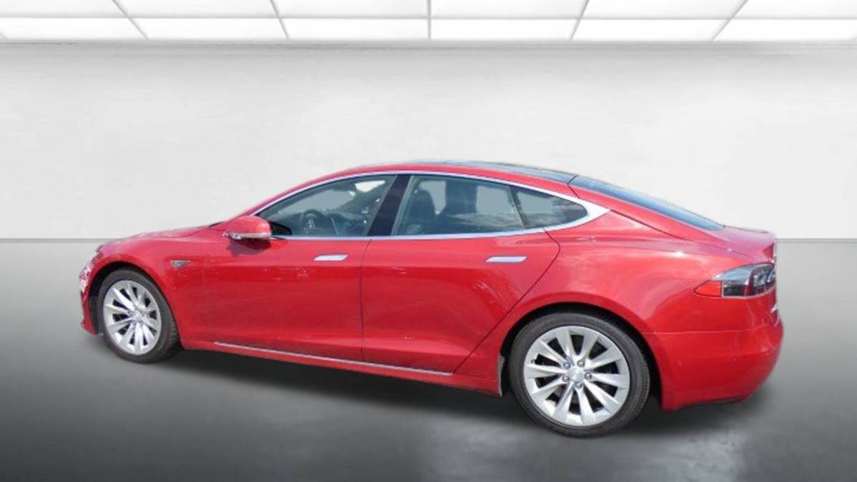 2016 Tesla Model S 5YJSA1E22GF157255