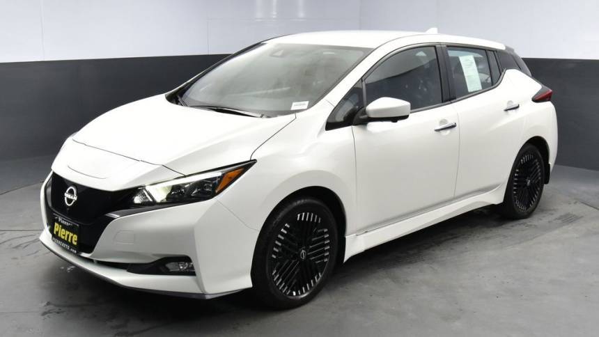 2023 Nissan LEAF 1N4CZ1CV0PC557988