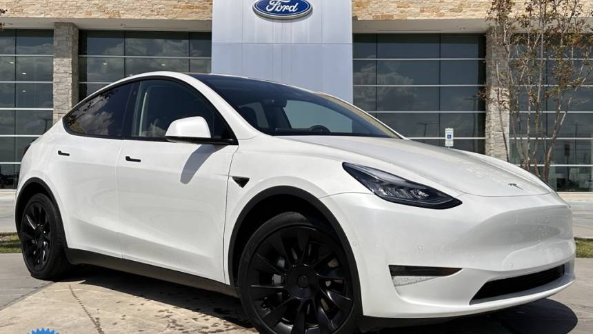 2020 Tesla Model Y 5YJYGDEE1LF011069