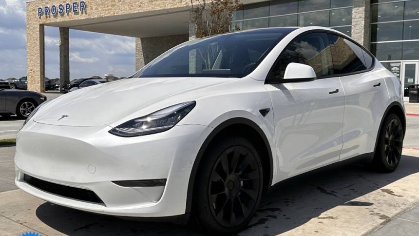 2020 Tesla Model Y 5YJYGDEE1LF011069