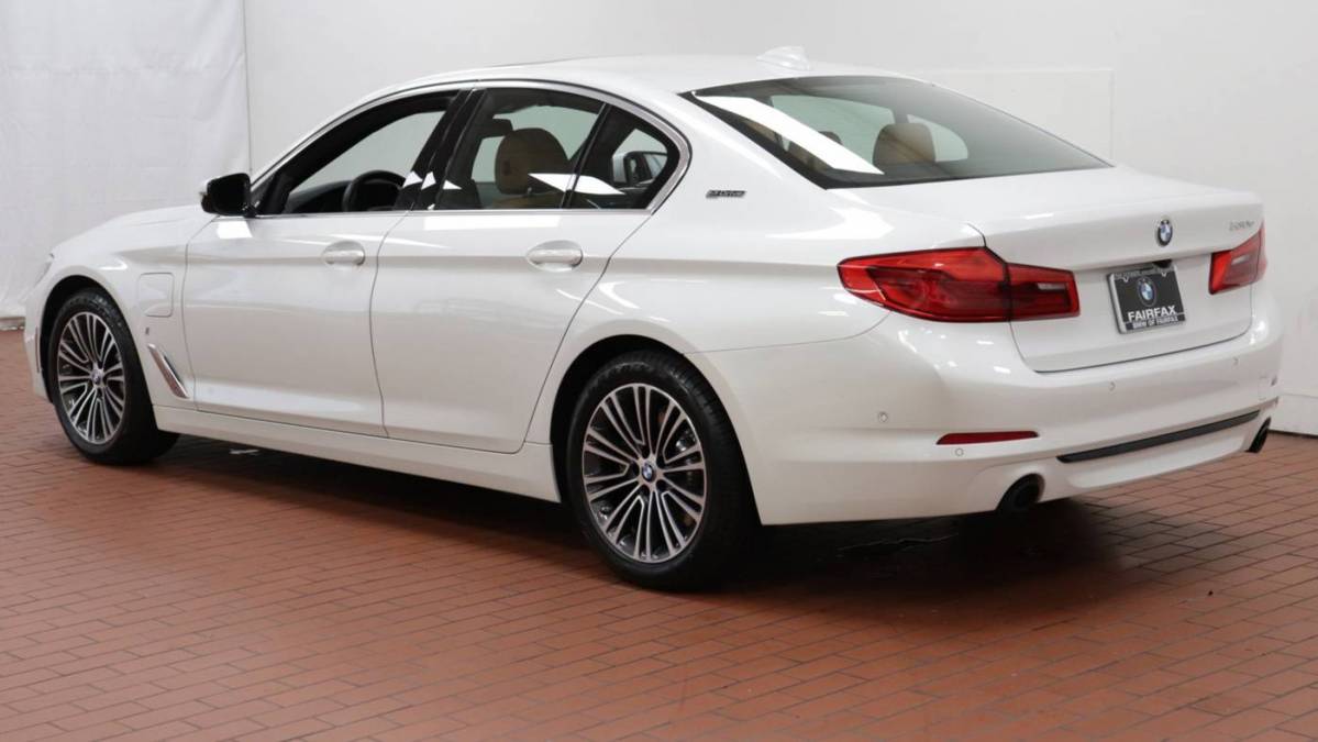 2019 BMW 5 Series WBAJA9C53KB399374