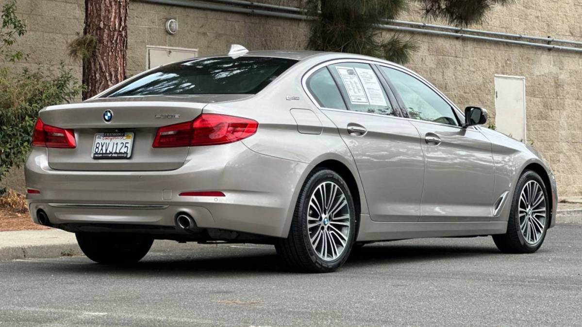 2018 BMW 5 Series WBAJA9C59JB251342