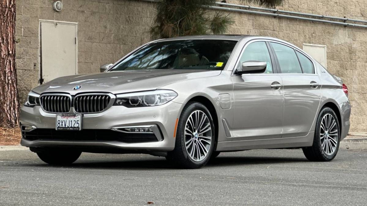 2018 BMW 5 Series WBAJA9C59JB251342