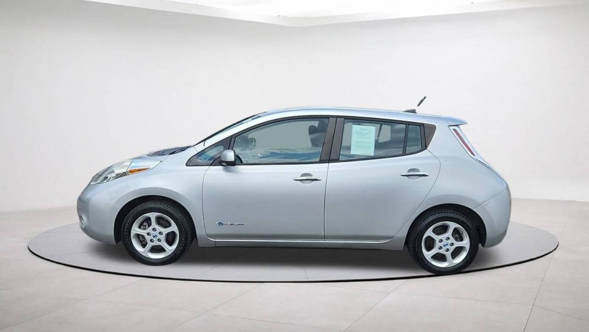 2013 Nissan LEAF 1N4AZ0CP9DC422989