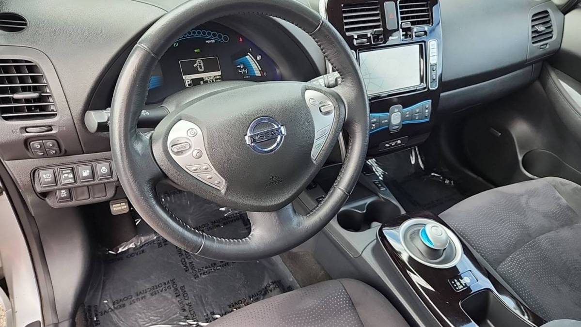 2013 Nissan LEAF 1N4AZ0CP9DC422989