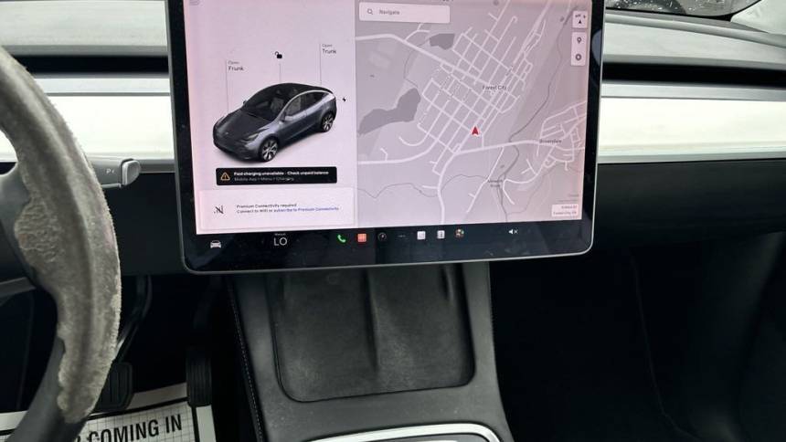 2021 Tesla Model Y 5YJYGDEE0MF211216