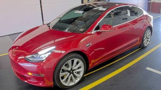 2018 Tesla Model 3 5YJ3E1EA4JF031129