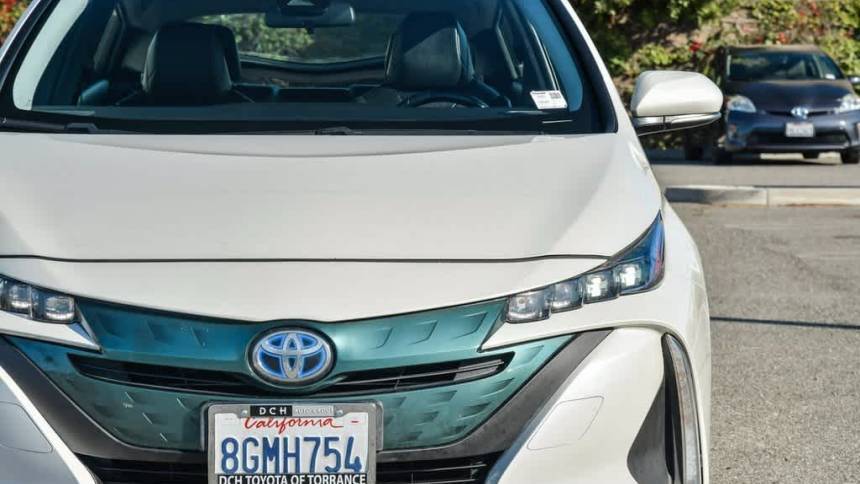 2018 Toyota Prius Prime JTDKARFP3J3098231