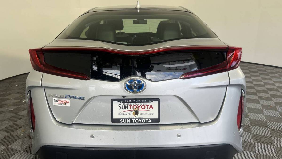 2018 Toyota Prius Prime JTDKARFPXJ3077103