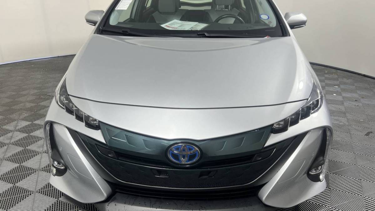 2018 Toyota Prius Prime JTDKARFPXJ3077103