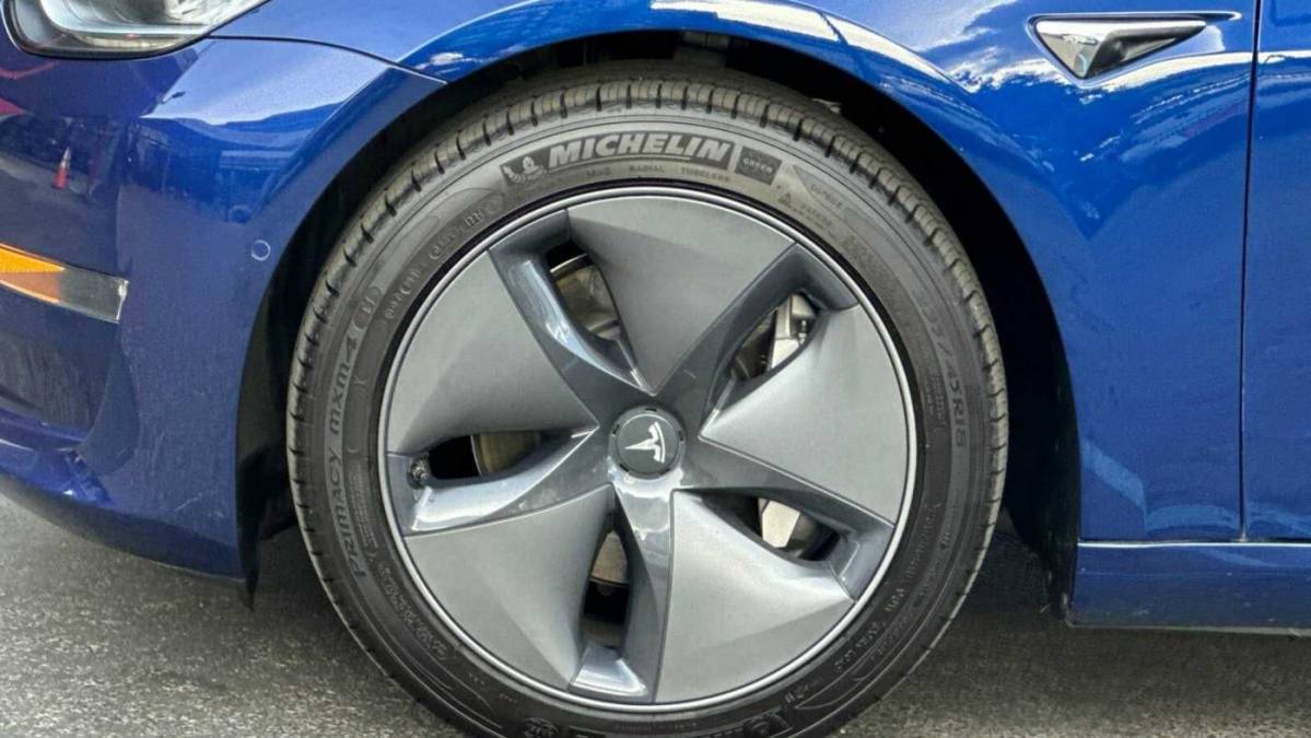 2019 Tesla Model 3 5YJ3E1EA1KF425074