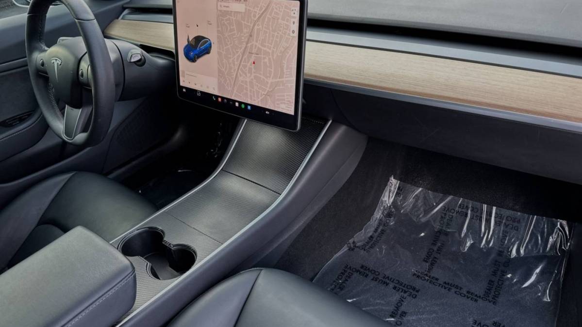 2019 Tesla Model 3 5YJ3E1EA1KF425074