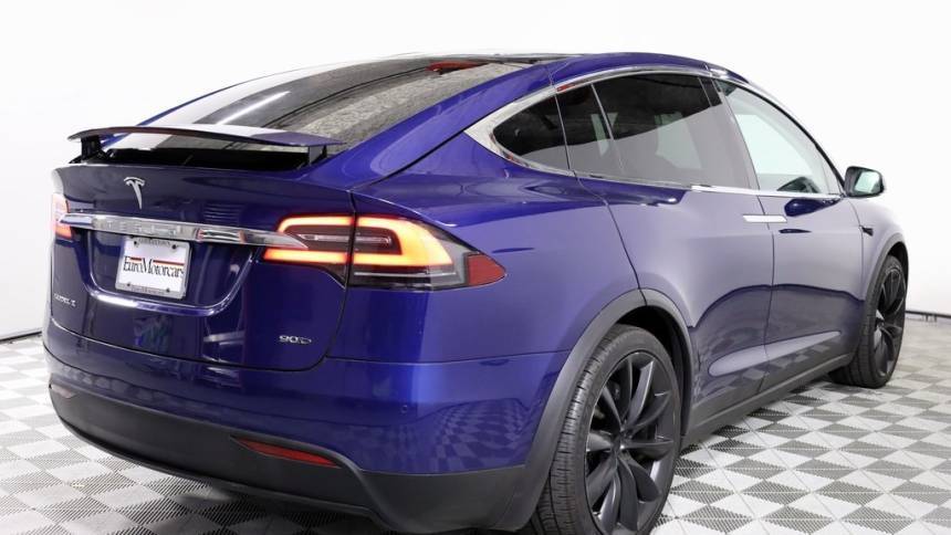 2016 Tesla Model X 5YJXCDE24GF026071