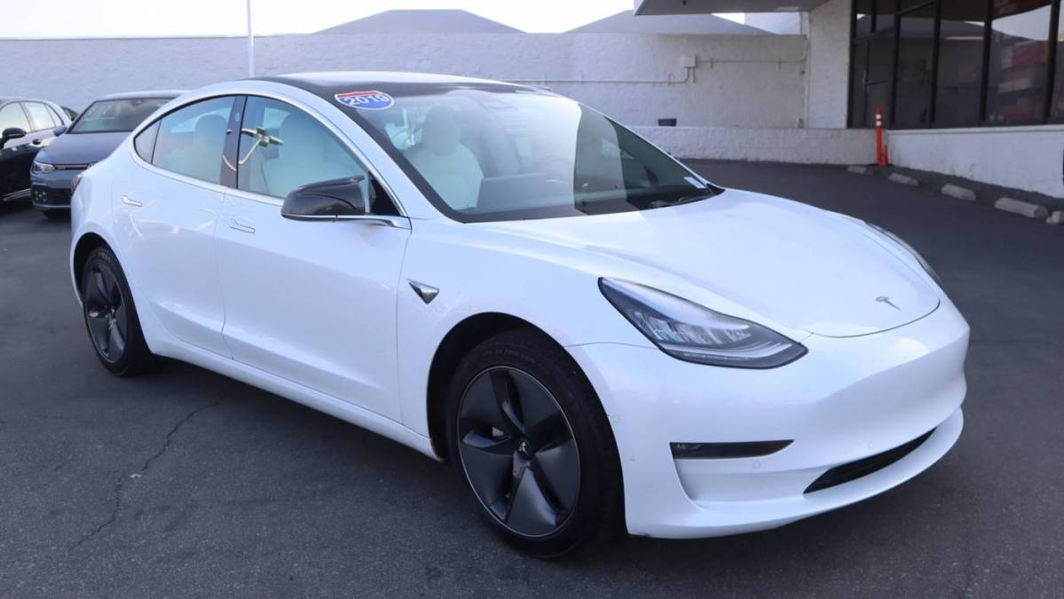 2019 Tesla Model 3 5YJ3E1EA1KF312421