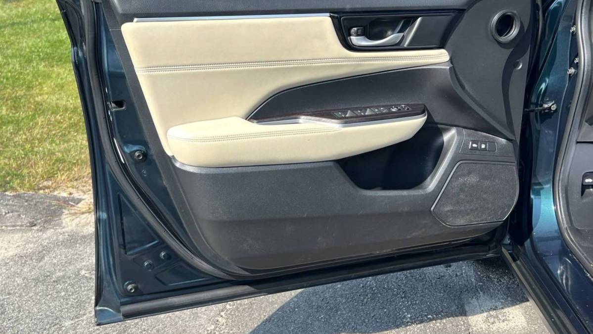 2018 Honda Clarity JHMZC5F1XJC007421