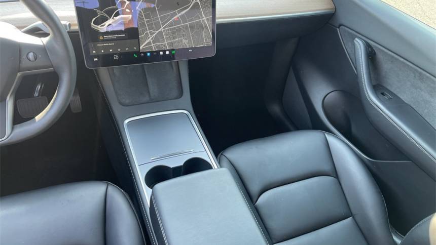 2021 Tesla Model Y 5YJYGDEE1MF259176