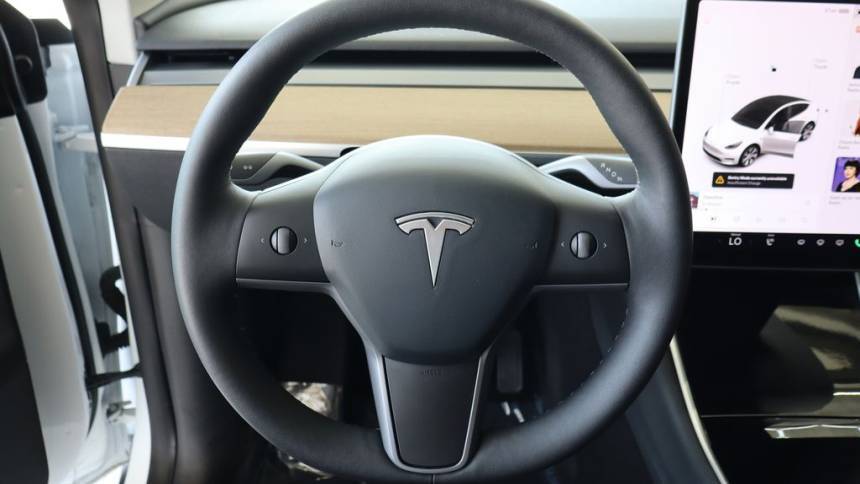 2021 Tesla Model Y 5YJYGDEE8MF086532