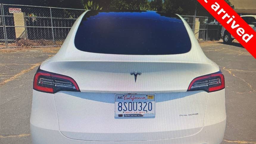 2020 Tesla Model Y 5YJYGDEE9LF039895