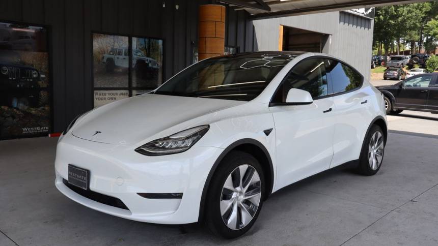 2021 Tesla Model Y 5YJYGDEE8MF086532