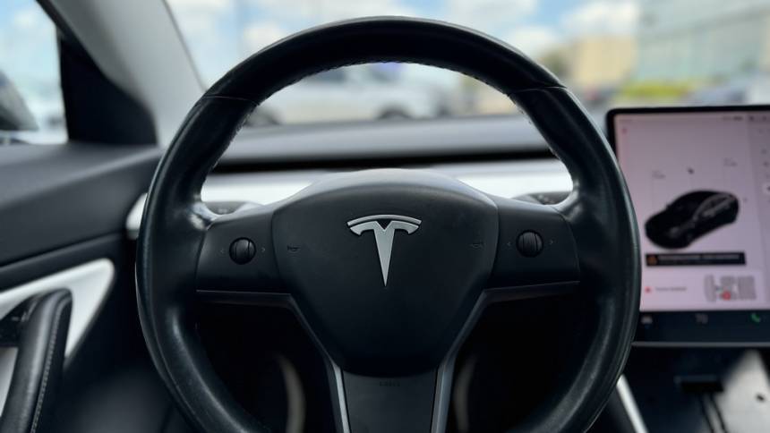 2018 Tesla Model 3 5YJ3E1EA9JF166509