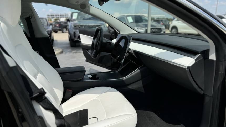 2018 Tesla Model 3 5YJ3E1EA9JF166509