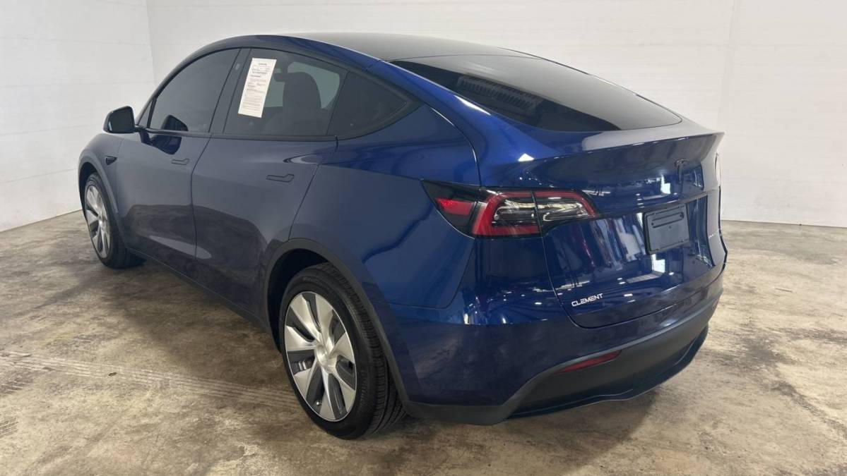 2021 Tesla Model Y 5YJYGDEE1MF302558