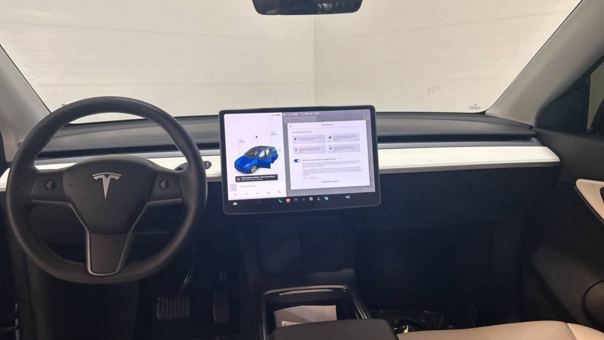 2021 Tesla Model Y 5YJYGDEE1MF302558