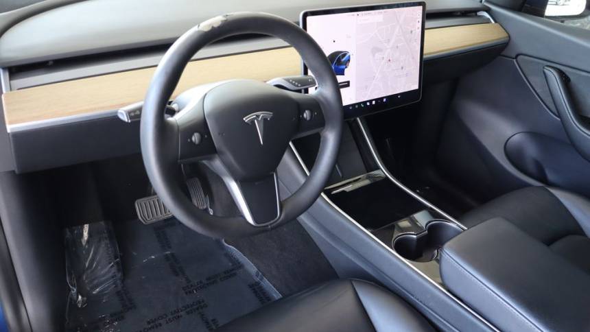 2020 Tesla Model Y 5YJYGDEEXLF006520