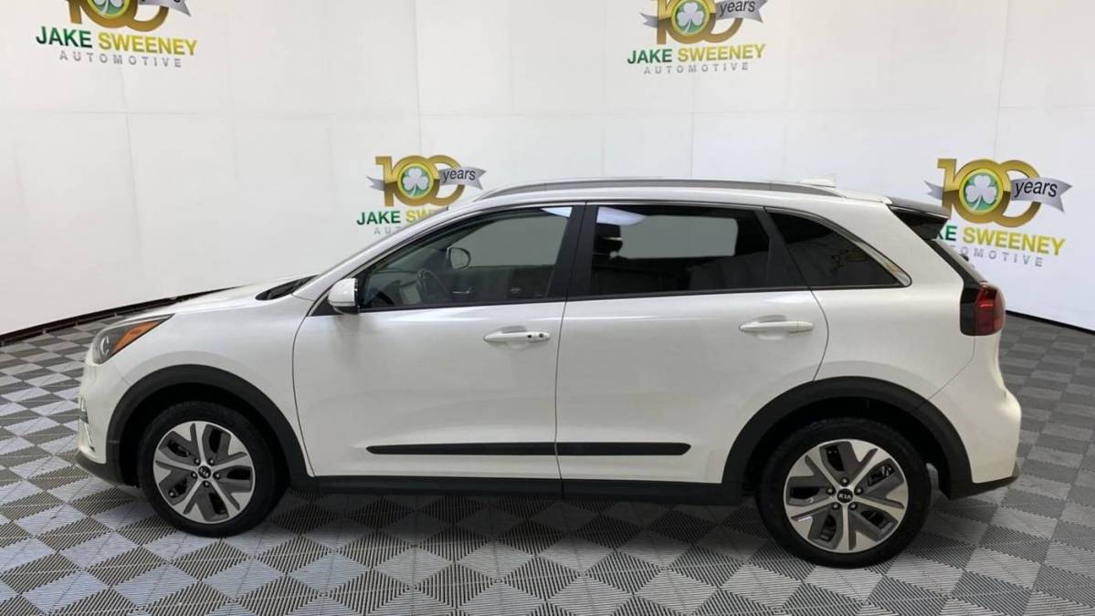 2021 Kia NIRO EV KNDCC3LG6M5105472