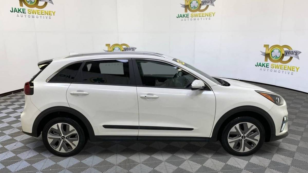 2021 Kia NIRO EV KNDCC3LG6M5105472