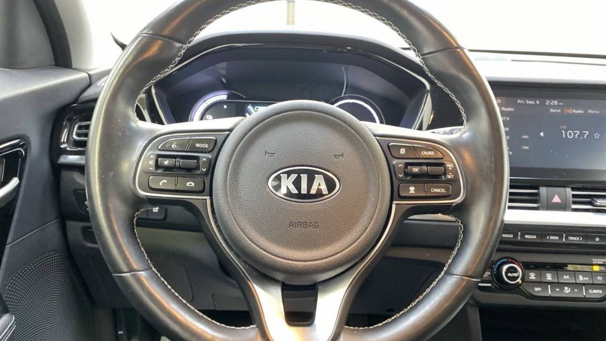 2021 Kia NIRO EV KNDCC3LG6M5105472