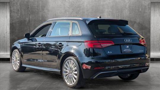 2017 Audi A3 Sportback e-tron WAUUPBFF5HA108444