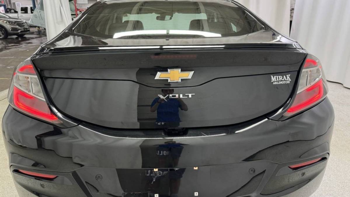 2018 Chevrolet VOLT 1G1RC6S53JU148818