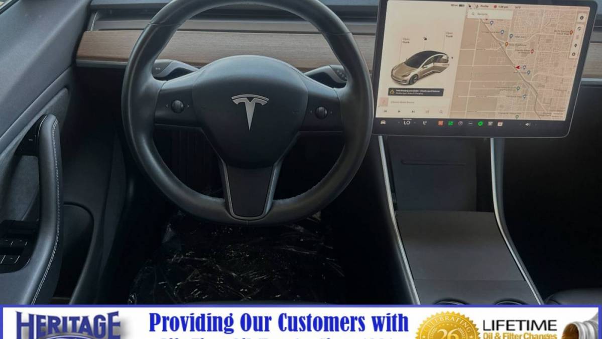 2018 Tesla Model 3 5YJ3E1EA3JF043921