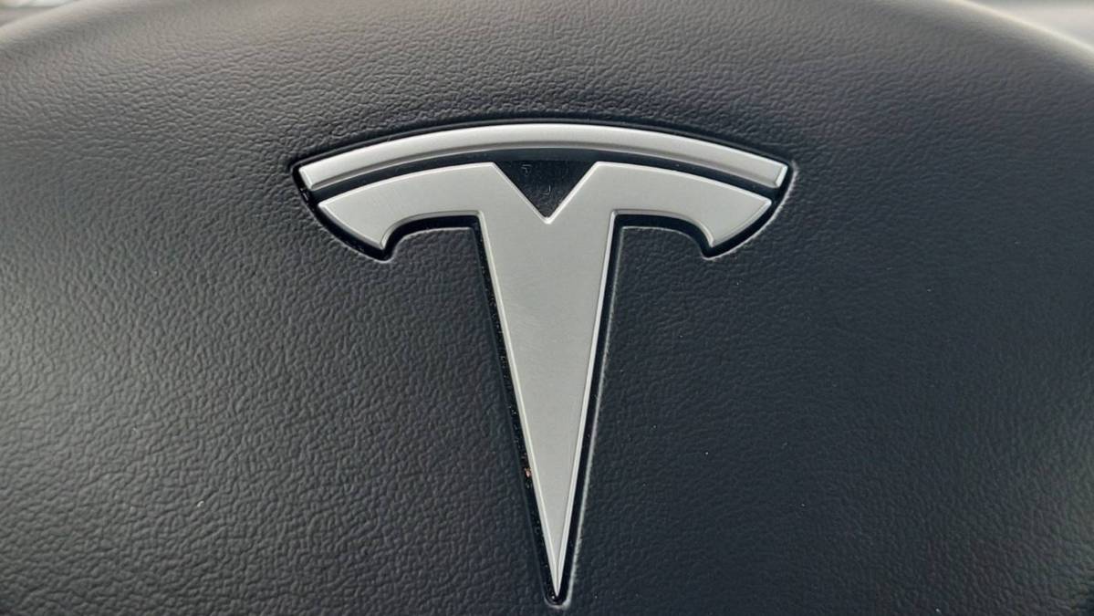 2018 Tesla Model 3 5YJ3E1EAXJF159746