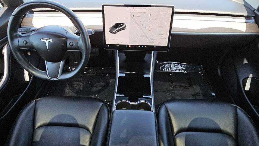 2019 Tesla Model 3 5YJ3E1EB7KF194609