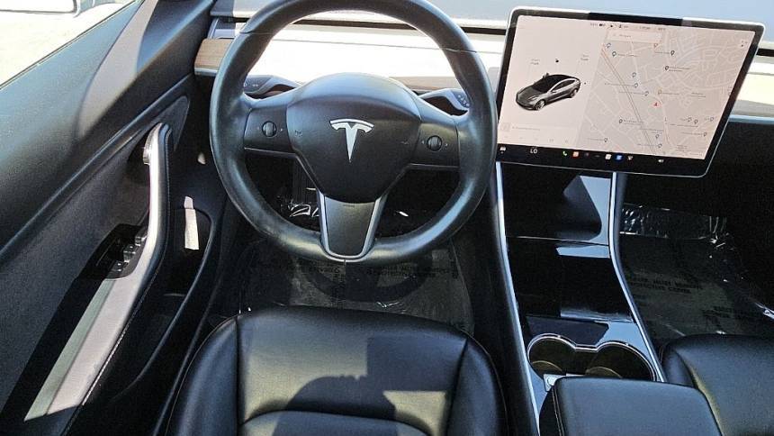 2019 Tesla Model 3 5YJ3E1EB7KF194609