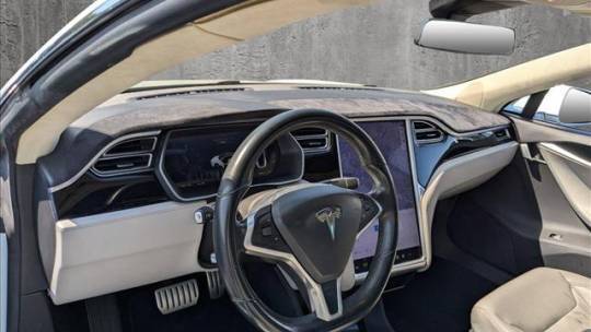 2014 Tesla Model S 5YJSA1H2XEFP66313