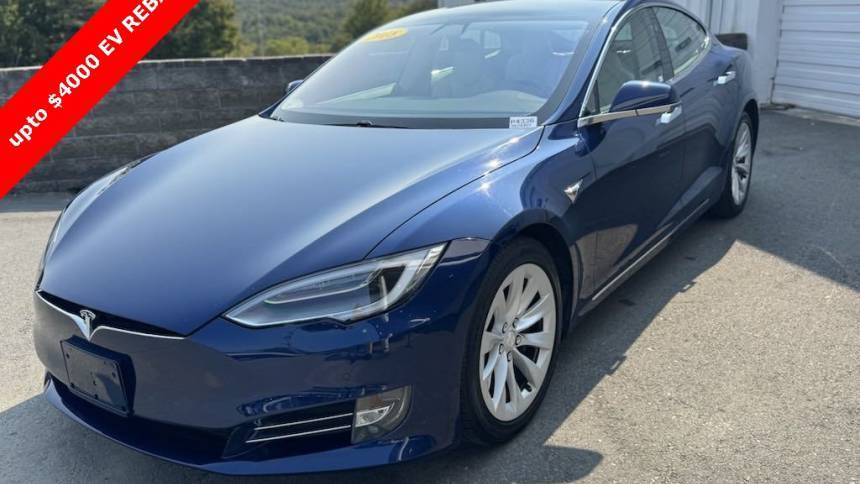 2018 Tesla Model S 5YJSA1E21JF244281