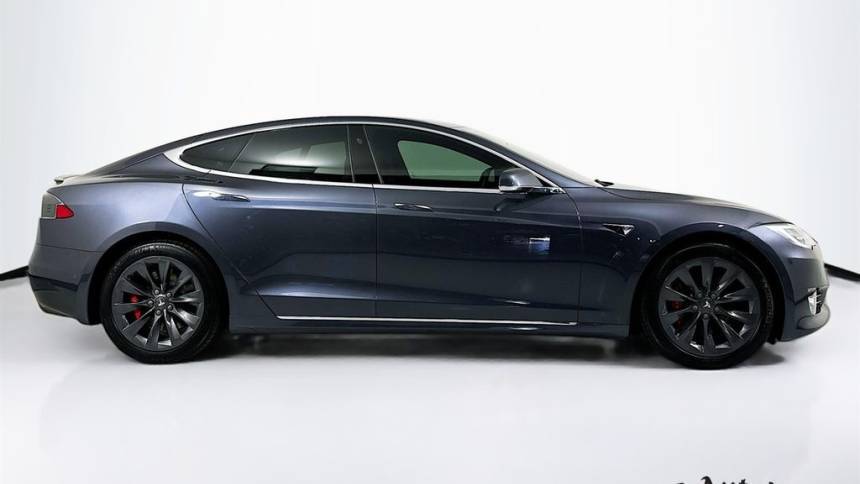 2019 Tesla Model S 5YJSA1E44KF330431