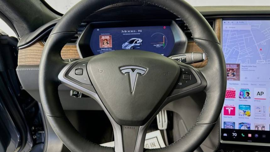 2019 Tesla Model S 5YJSA1E44KF330431