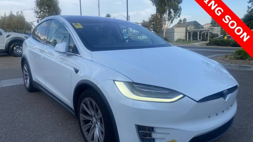 2017 Tesla Model X 5YJXCBE24HF049761