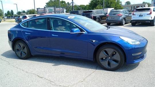 2019 Tesla Model 3 5YJ3E1EA7KF401054