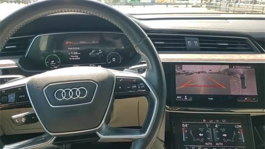 2019 Audi e-tron WA1LAAGE5KB009053