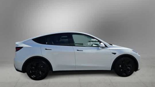 2021 Tesla Model Y 5YJYGDEE3MF246364