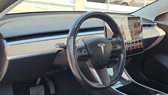 2018 Tesla Model 3 5YJ3E1EA8JF053053