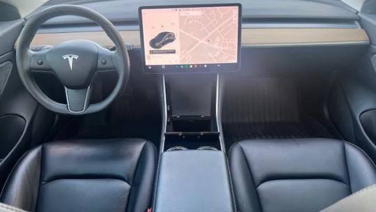 2019 Tesla Model 3 5YJ3E1EB5KF451475